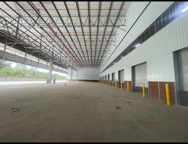 29,677M² WAREHOUSE TO LET IN PROSPECTON INDUSTRIAL